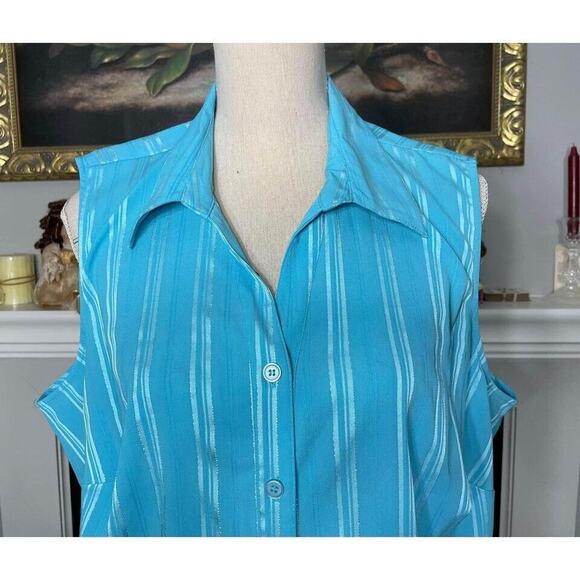 Notations Women’s Stretch Sleeveless Blouse Light Blue Size 1X Button Down - Picture 4 of 5